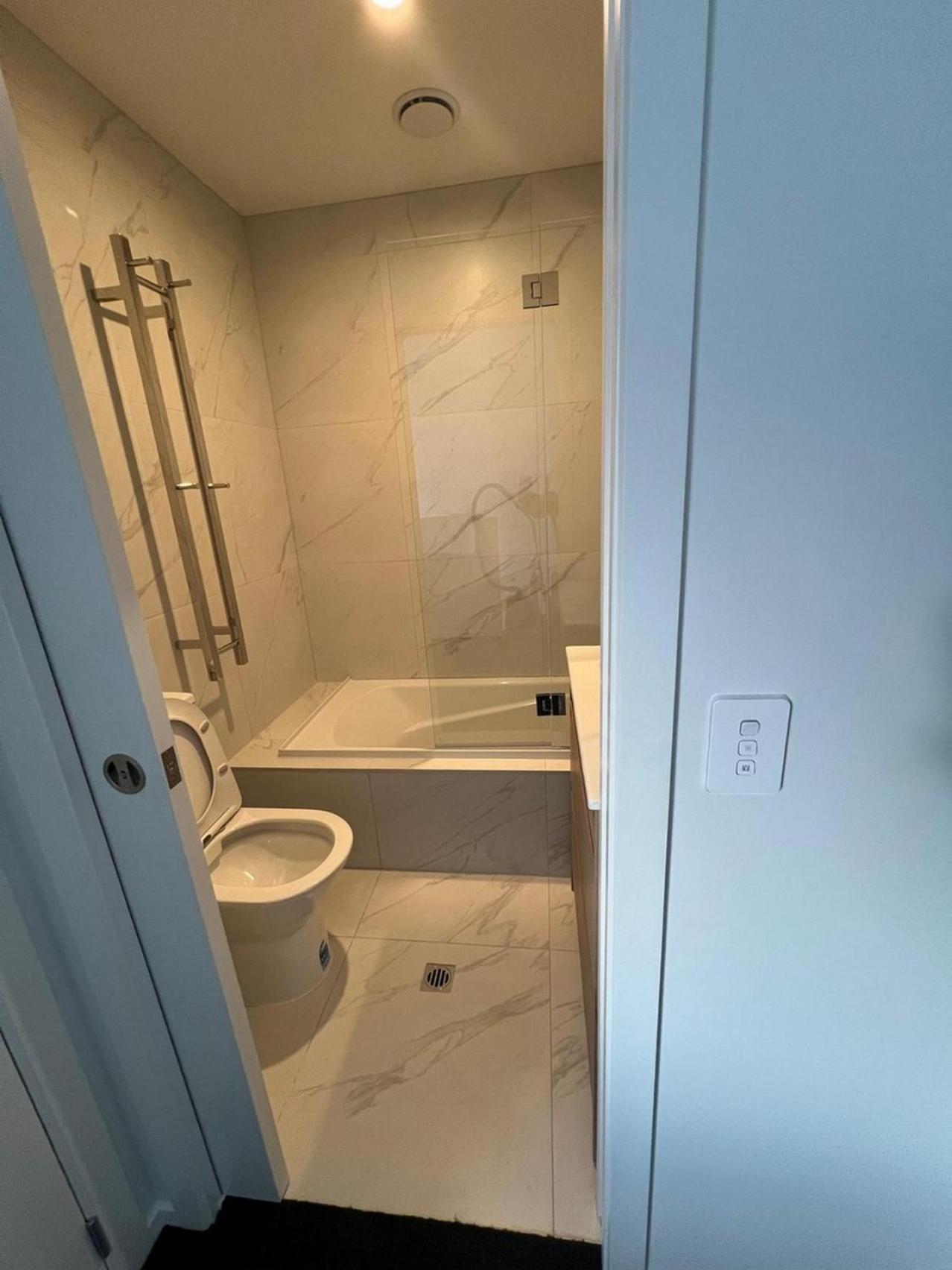Central Modern 3-Bedroom,3- Bathroom House With Patio And Carpark- Lower Hutt City Centre Luaran gambar
