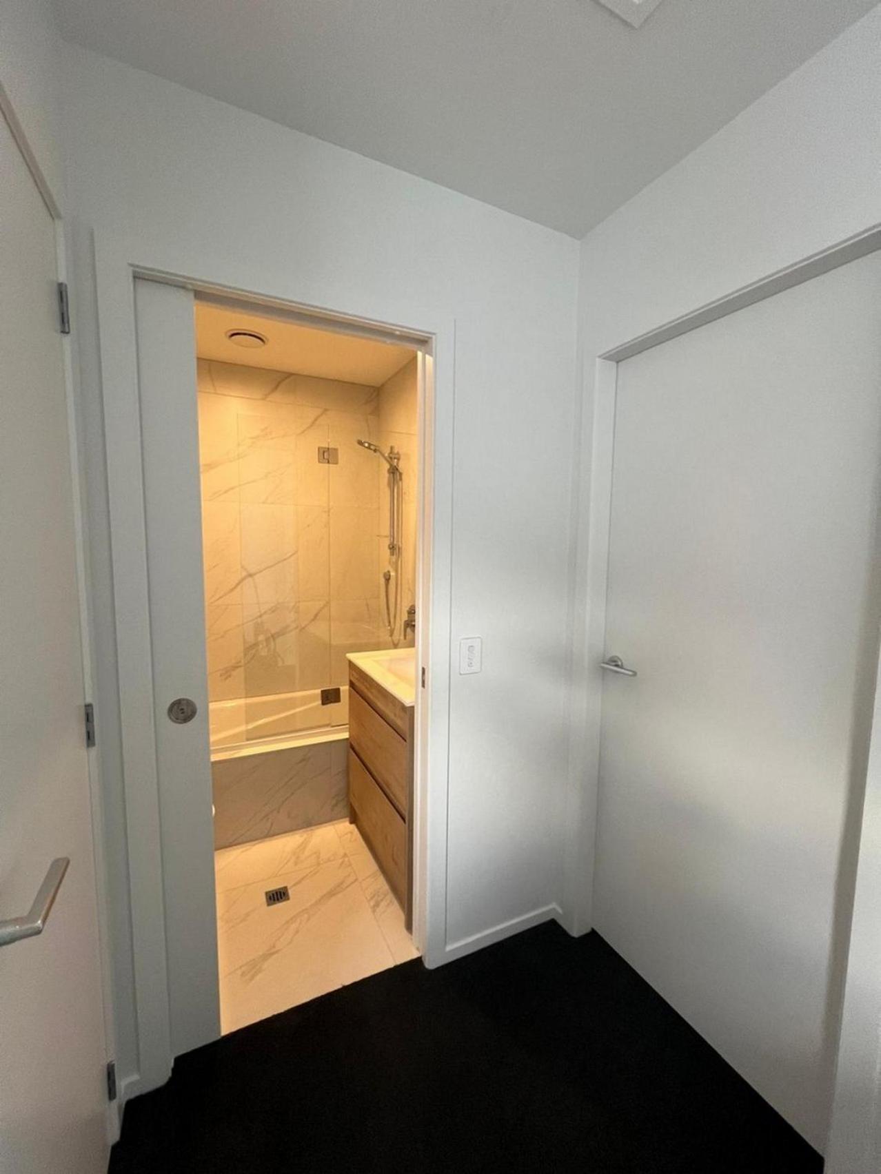 Central Modern 3-Bedroom,3- Bathroom House With Patio And Carpark- Lower Hutt City Centre Luaran gambar