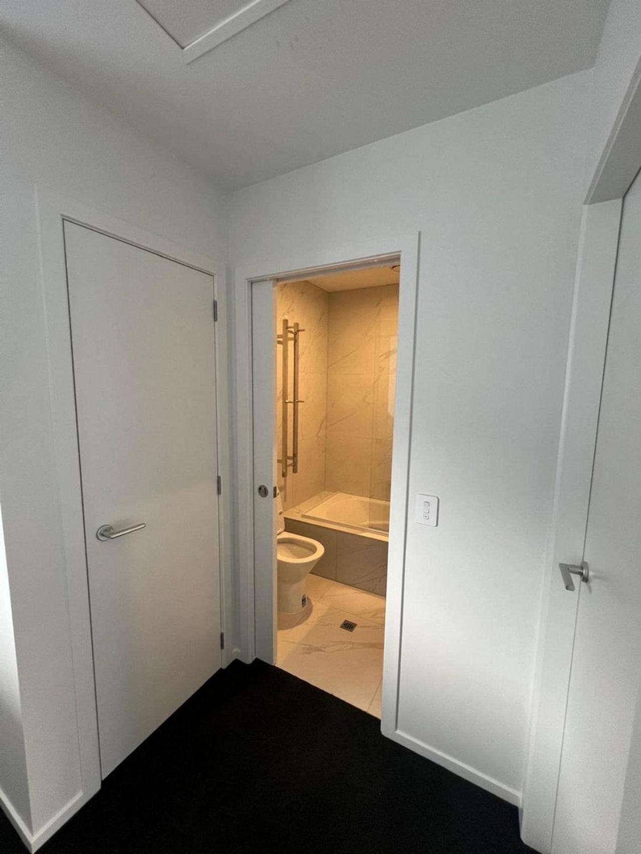 Central Modern 3-Bedroom,3- Bathroom House With Patio And Carpark- Lower Hutt City Centre Luaran gambar