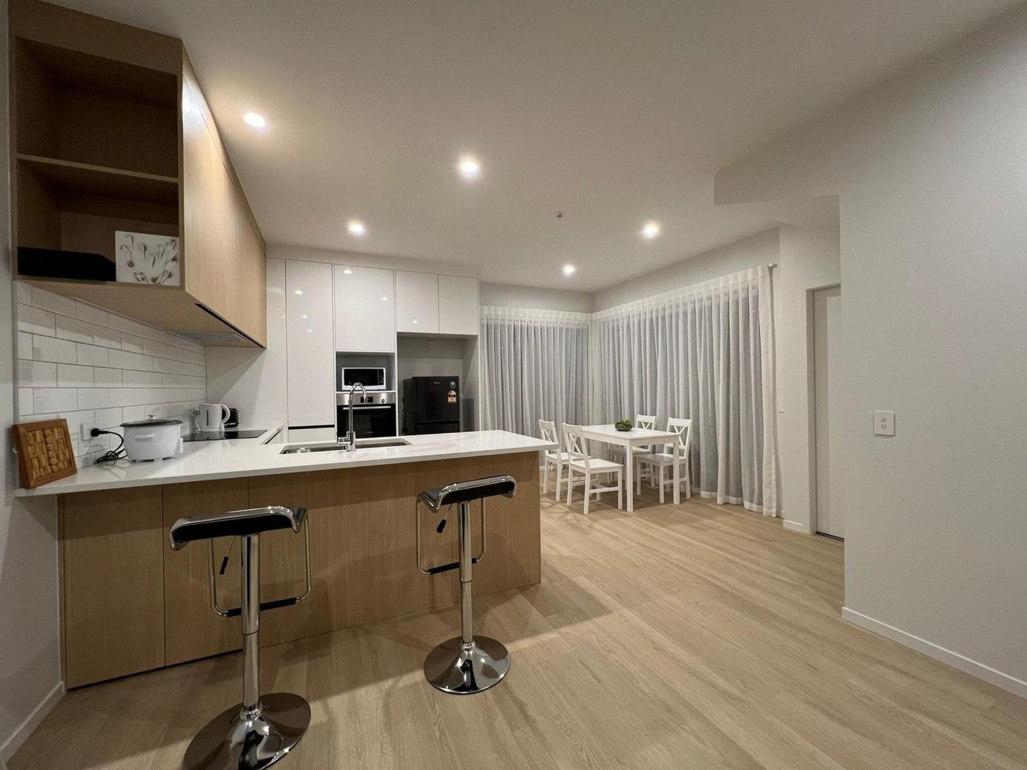 Central Modern 3-Bedroom,3- Bathroom House With Patio And Carpark- Lower Hutt City Centre Luaran gambar