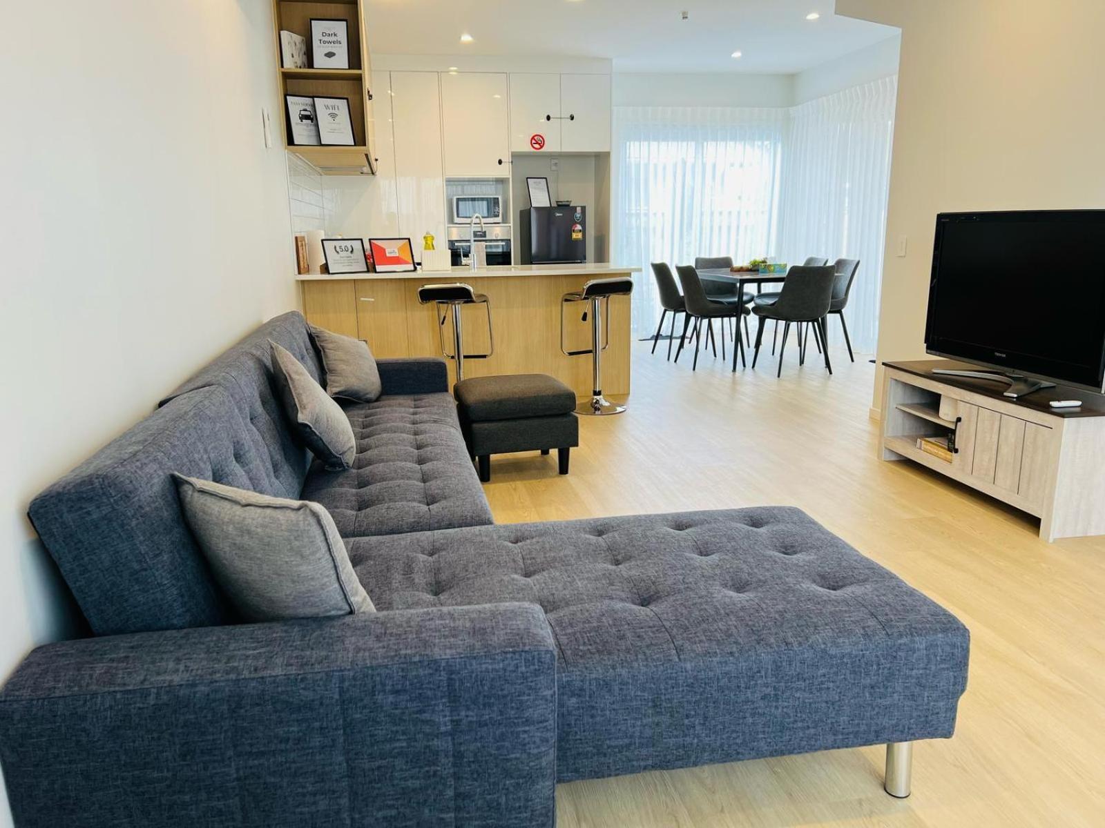 Central Modern 3-Bedroom,3- Bathroom House With Patio And Carpark- Lower Hutt City Centre Luaran gambar